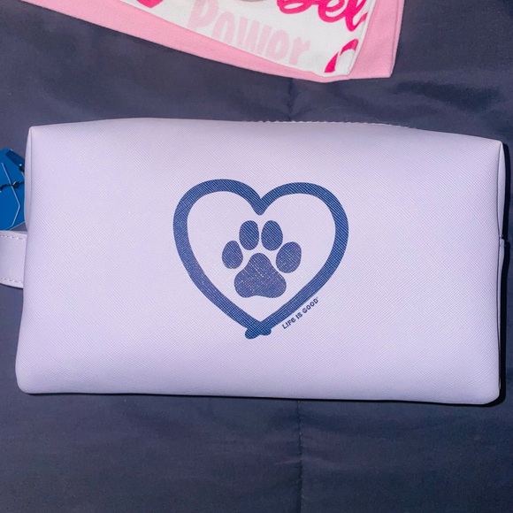 Life is good Heart Paw Print pouch - Picture 1 of 4